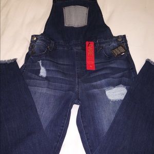 🙌BOGO🙌$18🙌DISTRESSED DENIM OVERALLS